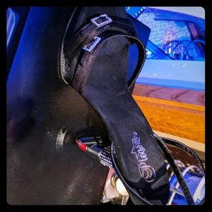 Pleaser lip stick high heels